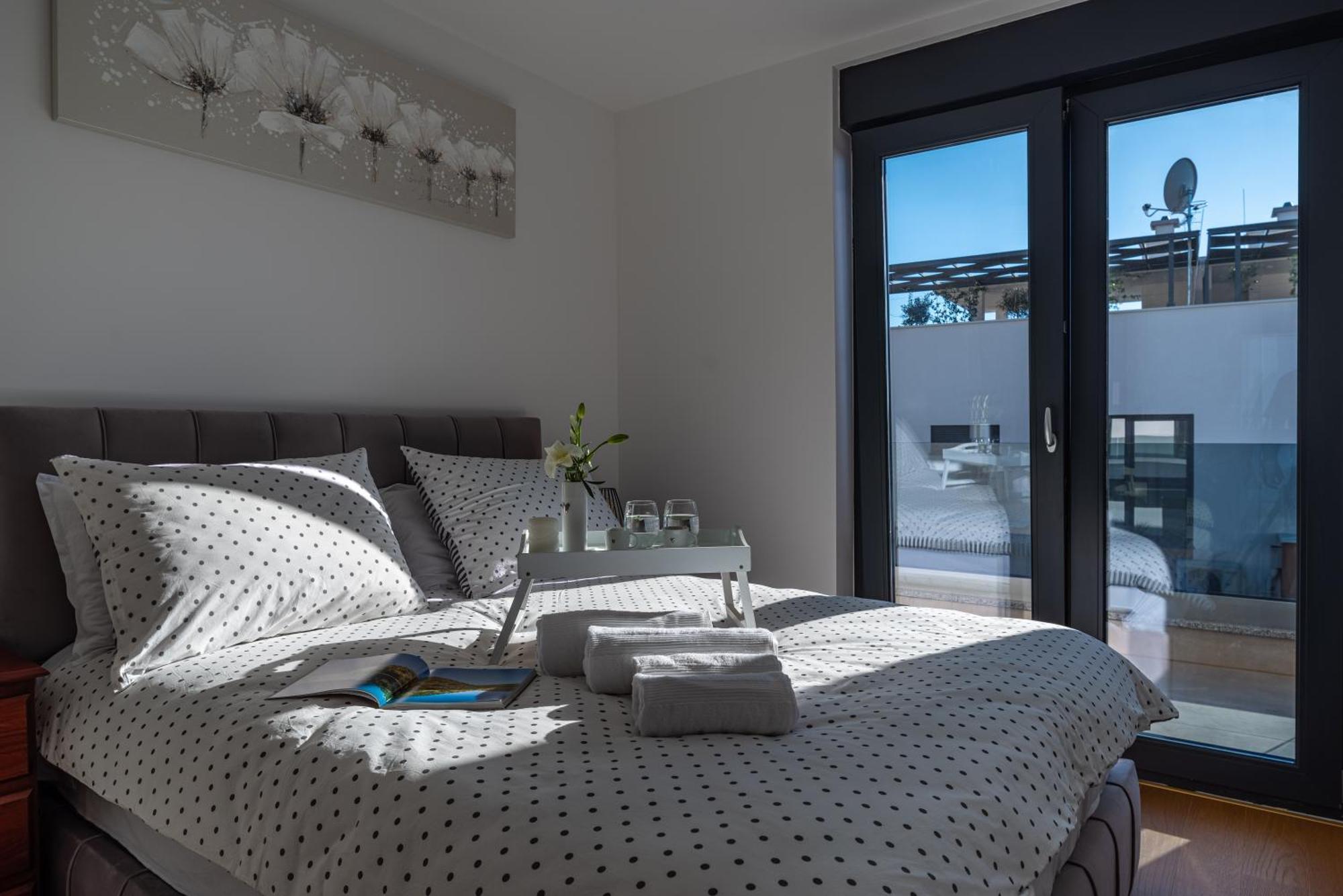 Apartment Dalmo Views Zara Esterno foto
